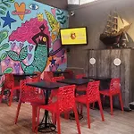 Bonabrigo Hostel & Suites