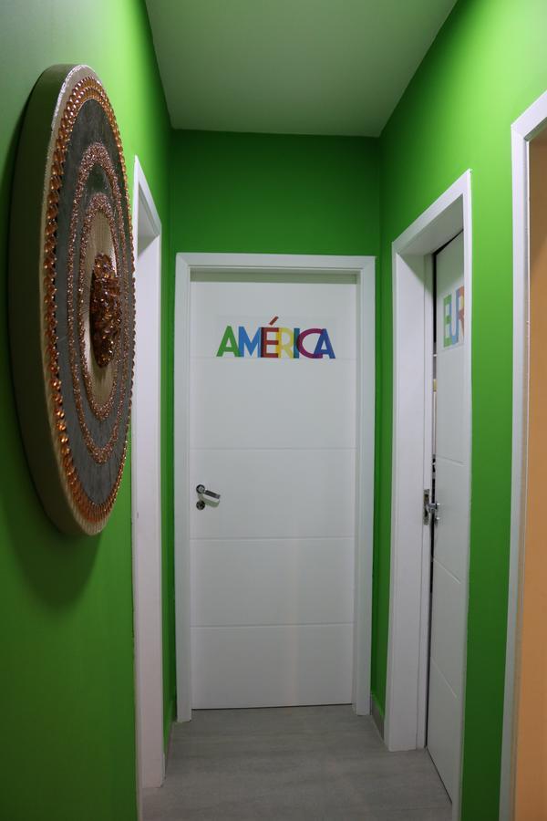 Hostel Bonabrigo & *
